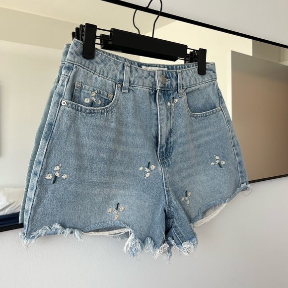 Banjara denim shorts - Picture 2 of 9